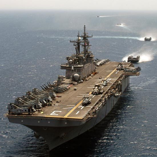 Tàu tấn công đổ bộ Kearsarge lớp Wasp Mỹ (ảnh minh họa)