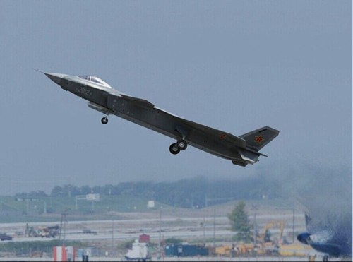Trung Quốc đang phát triển máy bay chiến đấu thế hệ thứ năm J-20 (ảnh tư liệu minh họa)