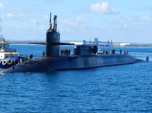 Mỹ cải tạo một phần tàu ngầm hạt nhân chiến lược lớp Ohio thành tàu ngầm hạt nhân trang bị tên lửa hành trình (nguồn mạng sina Trung Quốc)