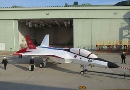 Máy bay nguyên mẫu ATD-X Shinshin Nhật Bản