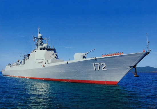 Tàu khu trục tên lửa Côn Minh số hiệu 172 Type 052D, Hạm đội Nam Hải, Hải quân Trung Quốc, triển khai ở Biển Đông (ảnh tư liệu).