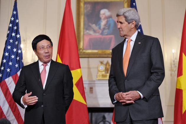 Ngày 2 tháng 10 năm 2014, Phó Thủ tướng kiêm Bộ trưởng Ngoại giao Phạm Bình Minh hội đàm với Ngoại trưởng Mỹ John Kerry