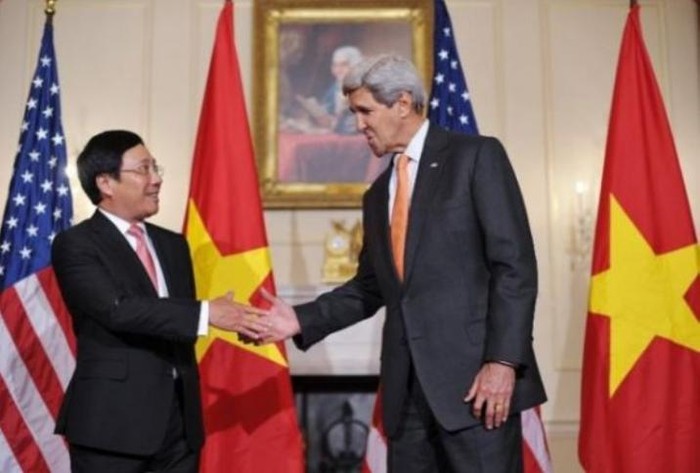Ngày 2 tháng 10 năm 2014, Phó Thủ tướng kiêm Bộ trưởng Ngoại giao Phạm Bình Minh hội đàm với Ngoại trưởng Mỹ John Kerry
