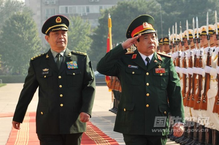 Bộ trưởng Quốc phòng Việt Nam Phùng Quang Thanh thăm Trung Quốc (nguồn mạng Bộ Quốc phòng TQ)