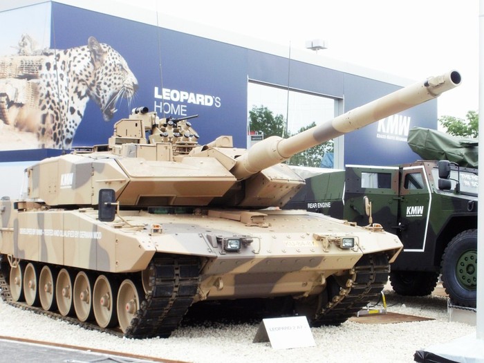 Xe tăng chiến đấu Leopard-2A7 Đức