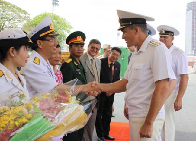 Tháng 4 năm 2012, 3 tàu chiến Hải quân Nga thăm Việt Nam (ảnh tư liệu minh họa)