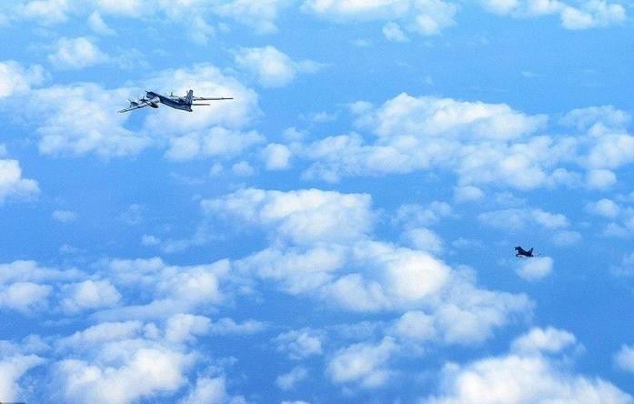 Máy bay ném bom chiến lược Nga tăng cường tuần tra, gây căng thẳng cho NATO