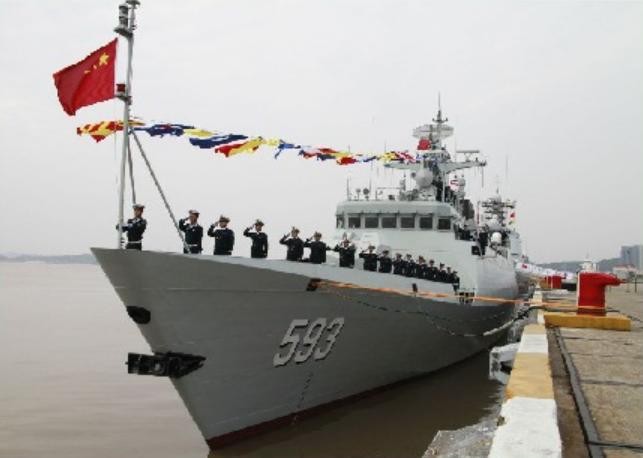 Ngày 13 tháng 11 năm 2014, Hạm đội Đông Hải, Hải quân Trung Quốc biên chế tàu hộ vệ Tam Môn Hạp Type 056 phiên bản cải tiến