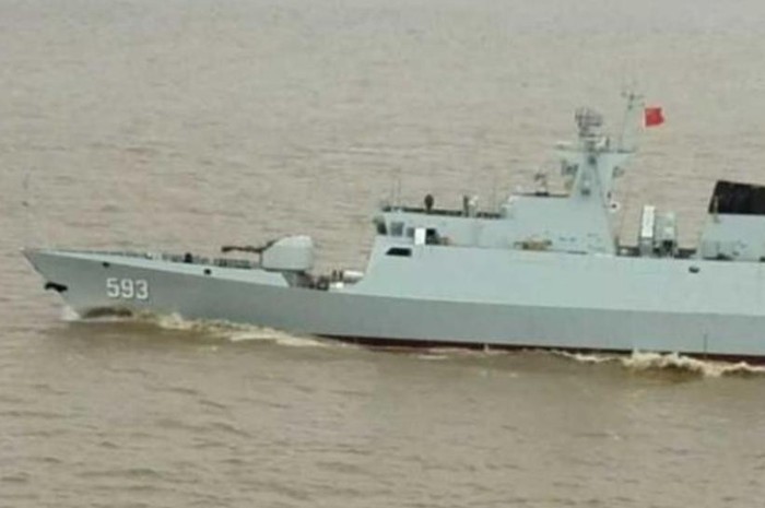 Ngày 13 tháng 11 năm 2014, Hạm đội Đông Hải, Hải quân Trung Quốc biên chế tàu hộ vệ Tam Môn Hạp Type 056 phiên bản cải tiến