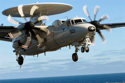 Máy bay cảnh báo sớm trên biển E-2D Advanced Hawkeye Hải quân Mỹ