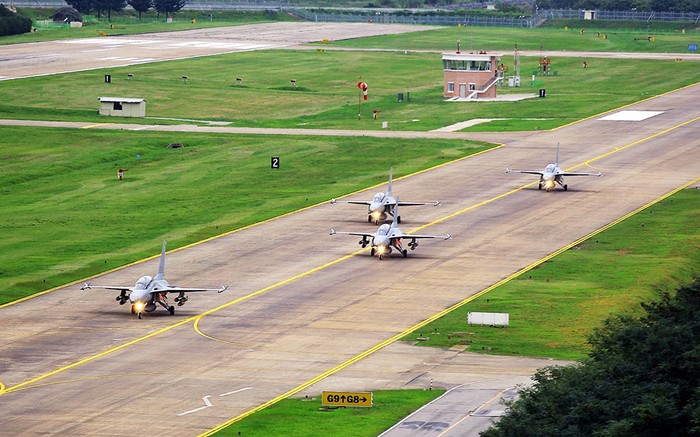 Máy bay chiến đấu hạng nhẹ FA-50 Hàn Quốc
