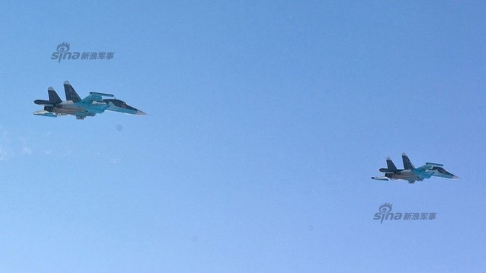 Máy bay ném bom chiến đấu Su-34 Nga (nguồn mạng sina TQ)