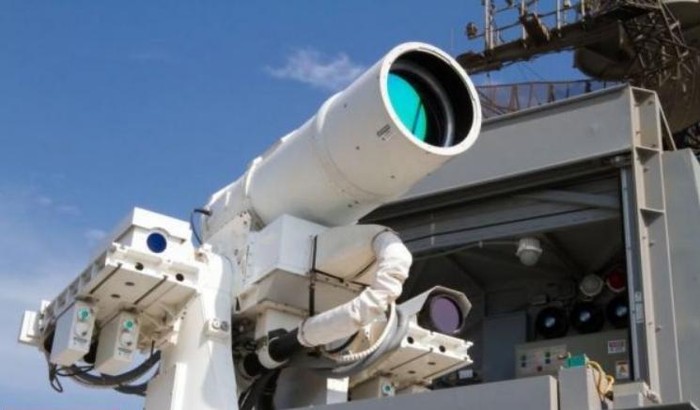 Vũ khí laser trên tàu vận tải đổ bộ Ponce Hải quân Mỹ