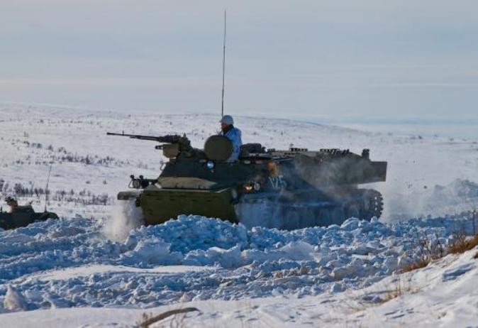 Quân đội Nga diễn tập bắn đạn thật ở Bắc Cực