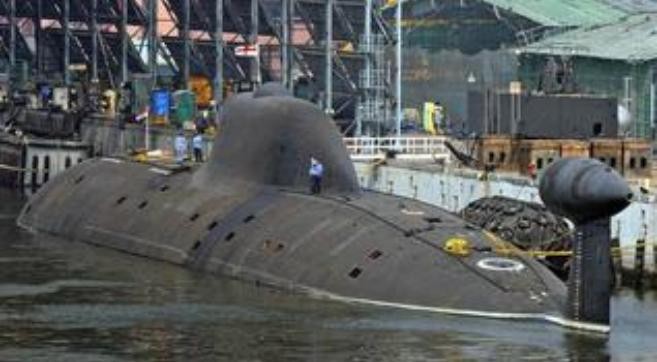 Tàu ngầm hạt nhân INS Arihant Ấn Độ chạy thử trên biển