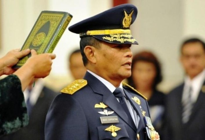 Agus Supriyatna nhậm chức Tham mưu trưởng Không quân Indonesia
