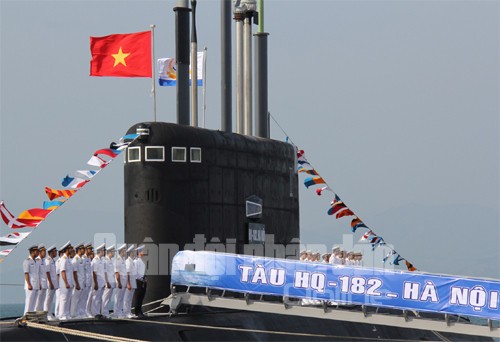 Tàu ngầm thông thường Hà Nội HQ 182 lớp Kilo của Hải quân Việt Nam, mua của Nga (ảnh minh họa)