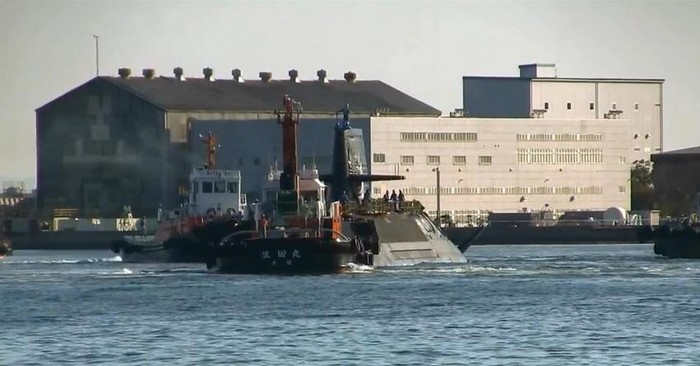 Tàu ngầm thông thường AIP Tateryu (Thần Long) lớp Soryu Nhật Bản hạ thủy ngày 8 tháng 10 năm 2014