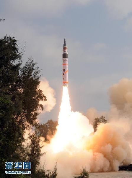Ấn Độ bắn thử tên lửa đạn đạo tầm xa Agni-5 (ảnh tư liệu)