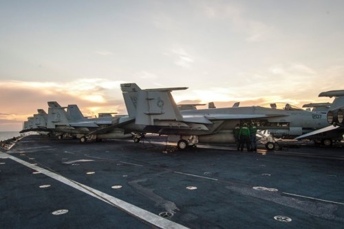 Ngày 23 tháng 1 năm 2015 tàu sân bay USS George Washington Mỹ tổ chức diễn tập ở Biển Đông, ngày 25 tháng 1 năm 2015 đến Philippines