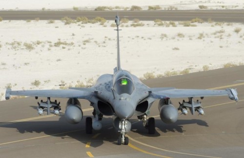 Ngày 19 tháng 9 năm 2014, máy bay chiến đấu Rafale Pháp cất cánh đến Baghdad giúp Iraq tấn công ISIS (nguồn mạng sina TQ)