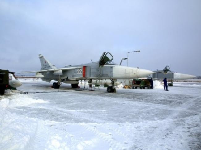Máy bay chiến đấu ném bom Su-24MK3 Nga (nguồn mạng sina TQ)