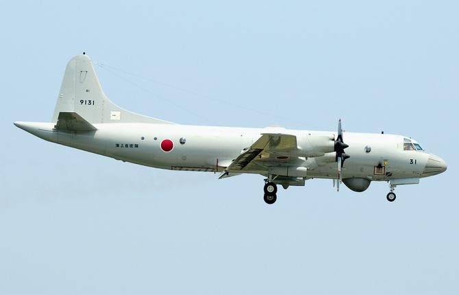 Máy bay trinh sát OP-3C Nhật Bản