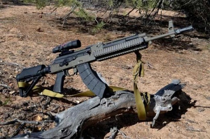 Súng trường tự động Kalashnikov kiểu mới AK-12 Nga