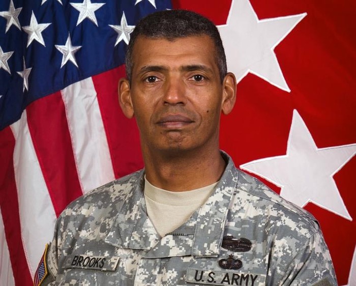 Tư lệnh Lục quân Mỹ ở khu vực châu Á-Thái Bình Dương, thượng tướng Vincent Brooks