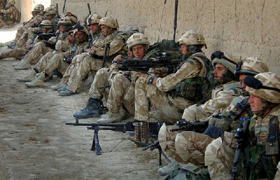Binh sĩ Anh triển khai hành động tác chiến ở Afghanistan (nguồn Tin tức Tham khảo, TQ)