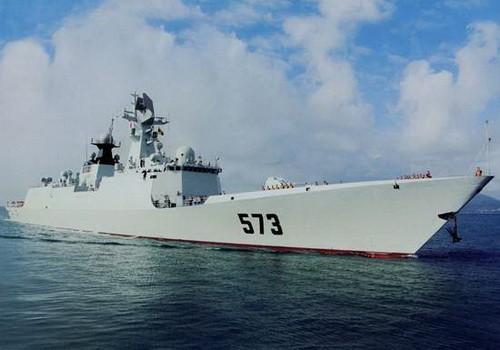 Tàu hộ vệ tên lửa Liễu Châu số hiệu 573 Type 054A của Hạm đội Nam Hải, Hải quân Trung Quốc, biên chế ngày 26 tháng 12 năm 2012