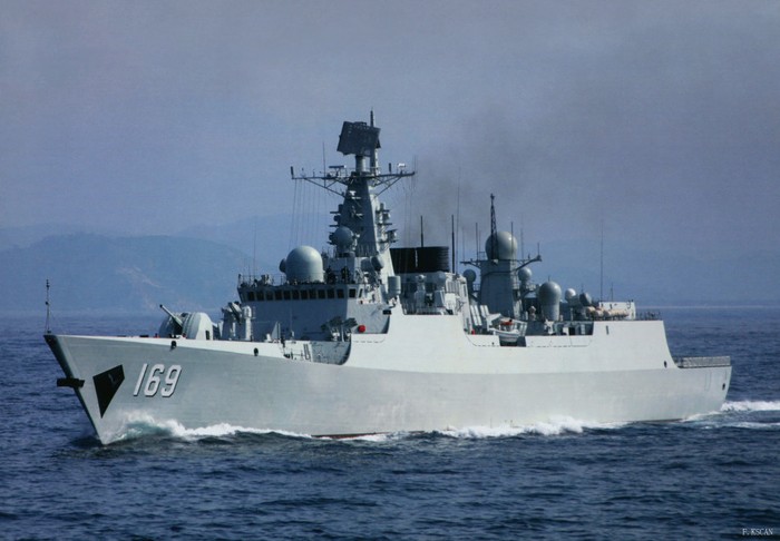 Tàu khu trục Vũ Hán số hiệu 169 Type 052B, Hạm đội Nam Hải, Hải quân Trung Quốc, triển khai ở Biển Đông