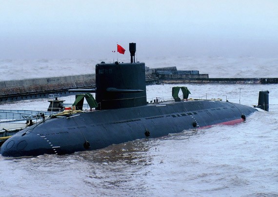 Trung Quốc còn sở hữu rất nhiều tàu ngầm thông thường Type 039/039A/039B lớp Tống/Nguyên (trong hình) và tàu ngầm thông thường Type 035 lớp Minh cùng một số tàu ngầm động cơ hạt nhân như Type 093, Type 094