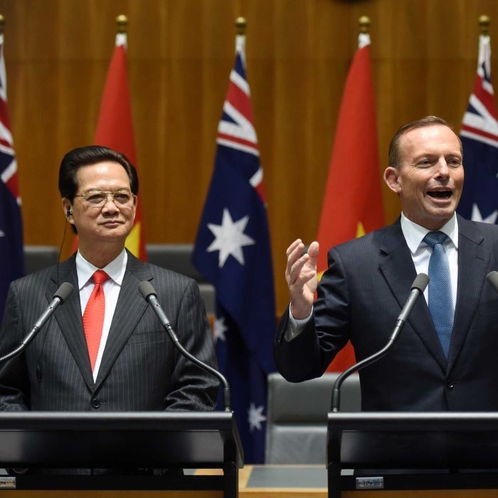 Thủ tướng Nguyễn Tấn Dũng và Thủ tướng Australia Tony Abbott tại cuộc họp báo sau hội đàm ngày 18 tháng 3 năm 2015