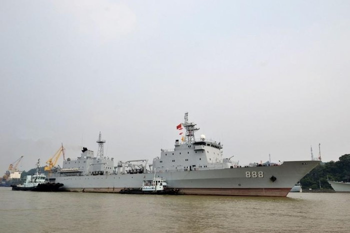 Tàu tiếp tế Phủ Tiên số hiệu 888 Type 904A Hải quân Trung Quốc