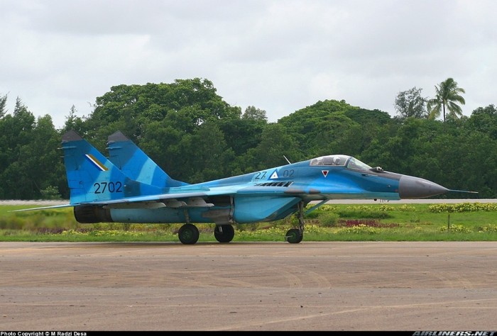 Máy bay chiến đấu MiG-29 của Không quân Myanmar