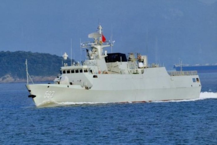 Trung Quốc ra sức chế tạo tàu chiến để tranh đoạt biển đảo, trong đó có tàu hộ vệ hạng nhẹ Type 056 (trong hình), tàu đổ bộ, tàu đệm khí, tàu ngầm...