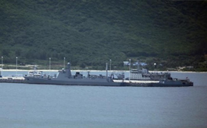 Tàu khu trục Côn Minh số hiệu 172 Type 052D của Hạm đội Nam Hải, Hải quân Trung Quốc (nguồn mạng sina TQ)