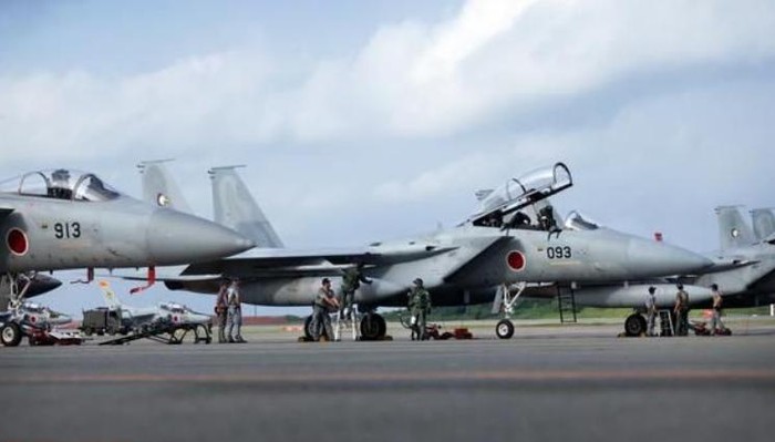 Máy bay chiến đấu F-15 ở căn cứ Naha của Lực lượng Phòng vệ Trên không Nhật Bản (nguồn Tin tức Tham khảo, TQ)