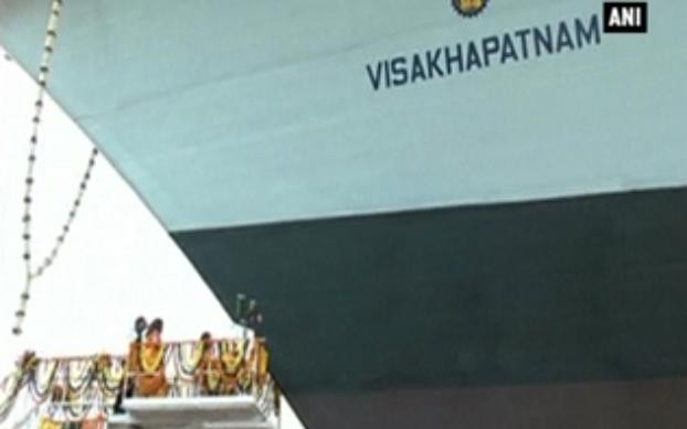 Ngày 20 tháng 4 năm 2015, Ấn Độ hạ thủy tàu khu trục INS Visakhapatnam