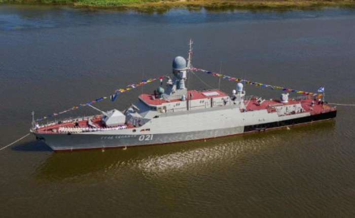 Tàu hộ vệ hạng nhẹ Type 21631 Nga