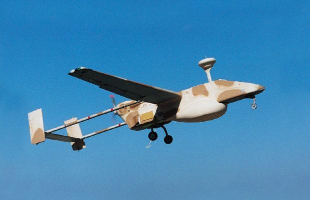 Máy bay không người lái Searcher do Israel chế tạo