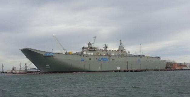 Thiết kế của tàu đổ bộ trực thăng Canberra Hải quân Australia tương tự tàu tấn công đổ bộ Thổ Nhĩ Kỳ