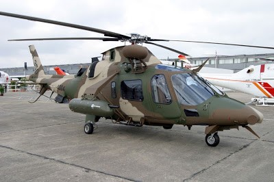 Máy bay trực thăng AW-109