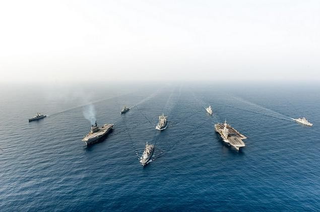 Diễn tập quân sự liên hợp trên biển Varuna-2015 giữa Hải quân Ấn Độ-Pháp