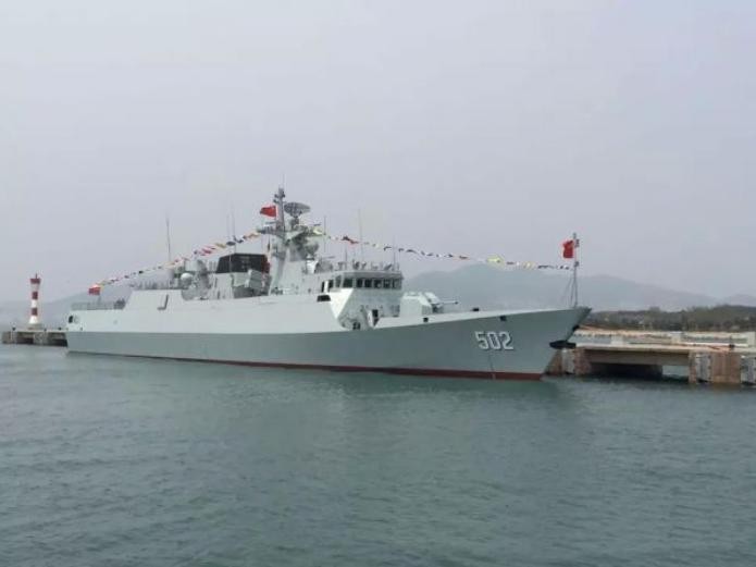 Tàu hộ vệ hạng nhẹ Hoàng Thạch số hiệu 502 biên chế cho Hạm đội Bắc Hải, Hải quân Trung Quốc ngày 6 tháng 5 năm 2015