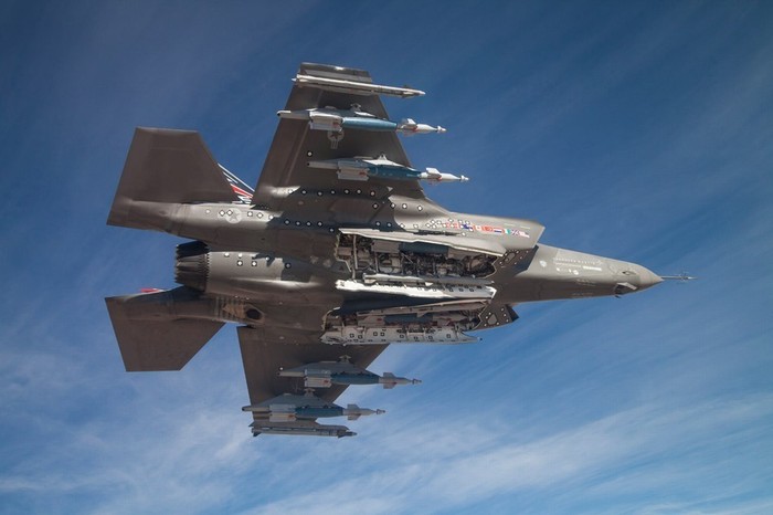 Vũ khí của máy bay chiến đấu tàng hình F-35 do Mỹ chế tạo