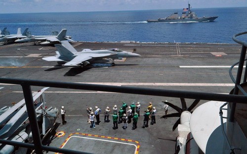 Tàu sân bay động cơ hạt nhân USS George Washington Hải quân Mỹ thăm Việt Nam