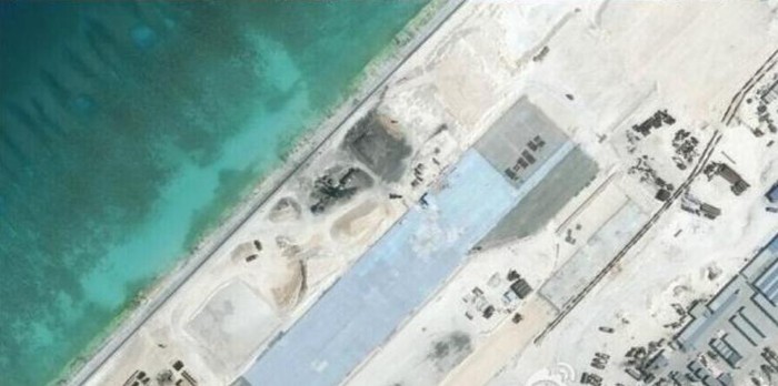 Hình ảnh đá Chữ Thập thuộc quần đảo Trường Sa của Việt Nam trên mạng &quot;Quan sát&quot; Trung Quốc thấy rõ &quot;tiền đồn quân sự&quot; mà Trung Quốc đang xây dựng phi pháp