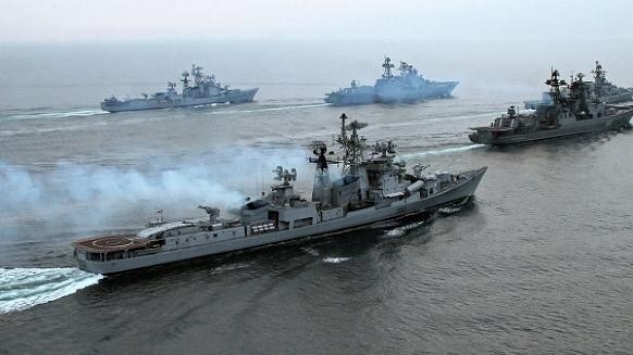 Tàu chiến Nga trong một cuộc diễn tập hải quân